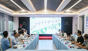 厦门墟市美区胡旭彬区长一行莅临东升国际官网集团调研